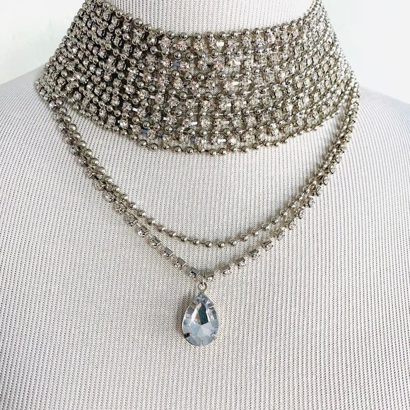 Stunning Coachella Choker Rhinestone Necklace - Picture 8 of 8